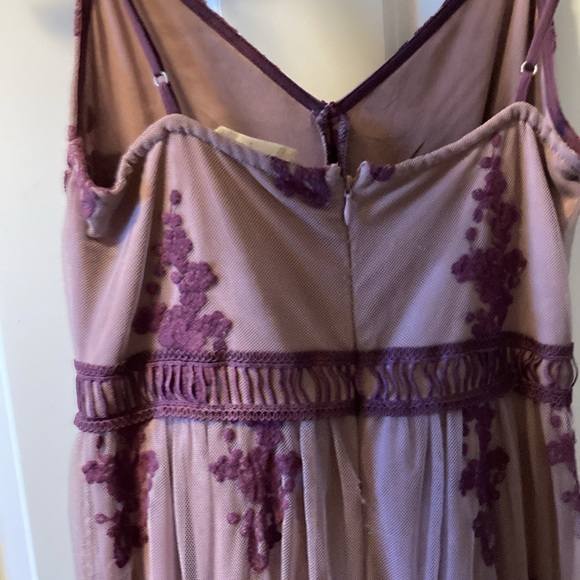 Altar’d State Beautiful plum lace  dress - Picture 4 of 5